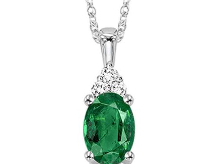 10Kt White Gold Diamond 1 50Ctw & Emerald 1 2Ctw Pendant For Sale